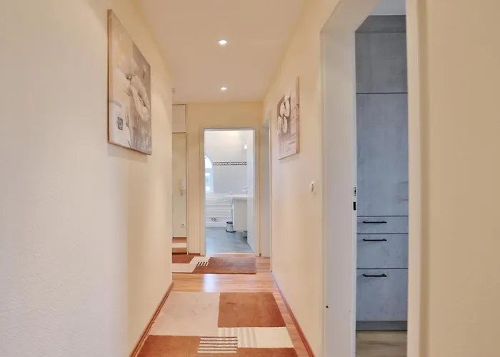 Apartment Bergstrasse 60 Bergstrasse 9 *